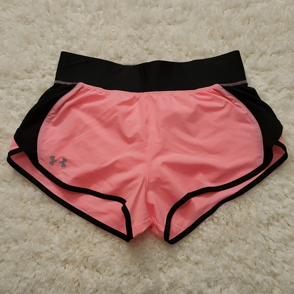 Under Armour Pants - Under Armour Shorts Heat Gear Pink Size MD M